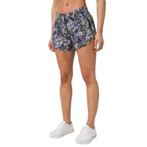 Lululemon Tracker Short V Women's Size 4 US Purple White Floral 4"‎ Inseam Run